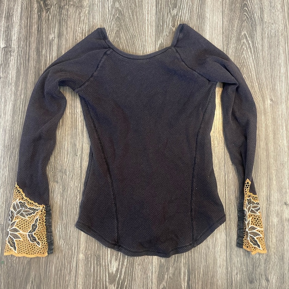 Free People Boat Neck Black  Thermal Knitted Longsleeve Large